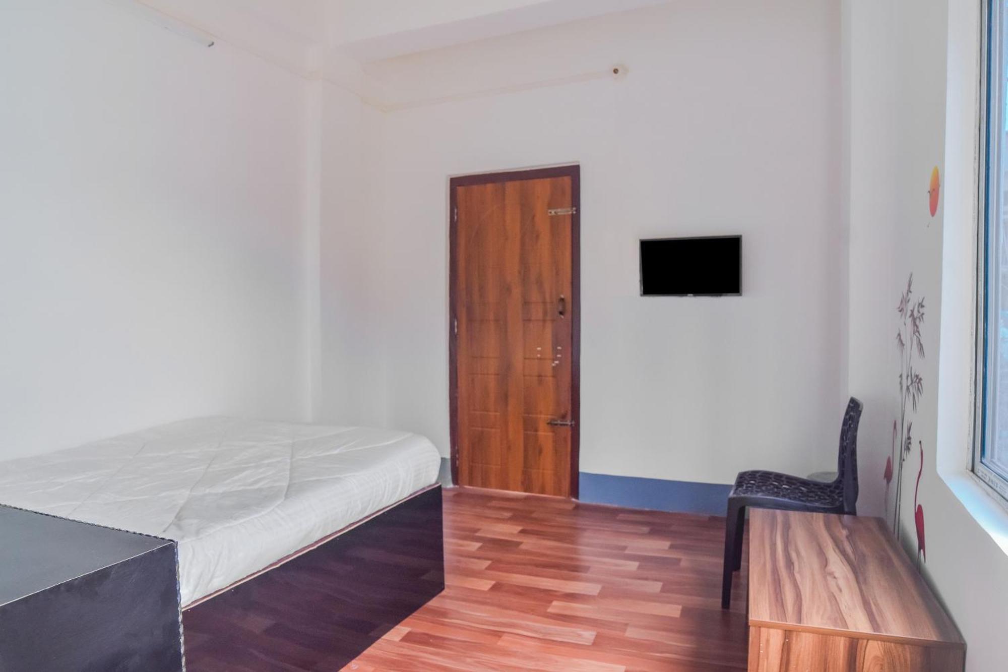 Hotel O Dc Lodge Kaharpara Buitenkant foto
